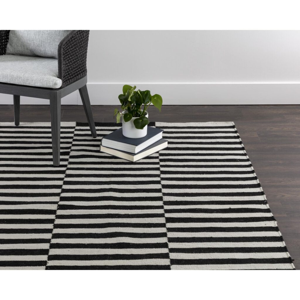 Zigby Hand-Woven Rug - Black / Ivory - 6' X 9' - Image 2