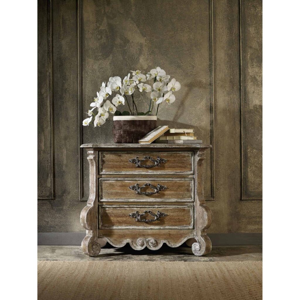 Chatelet Nightstand - Image 3