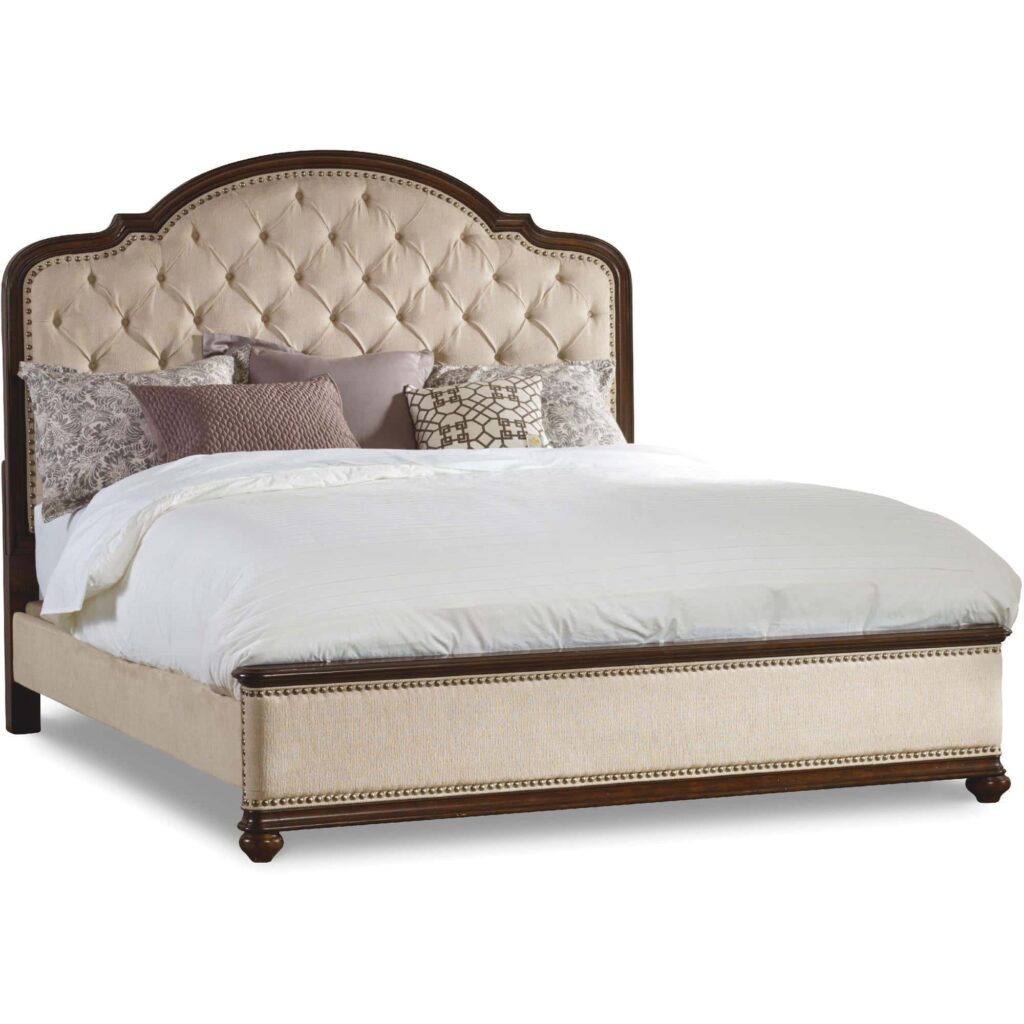 Leesburg Queen Upholstered Bed