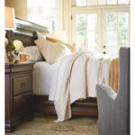 Reprise Queen Sleigh Bed 8 Reprise Queen Sleigh Bed 58175B 58176B detail2 crop 002