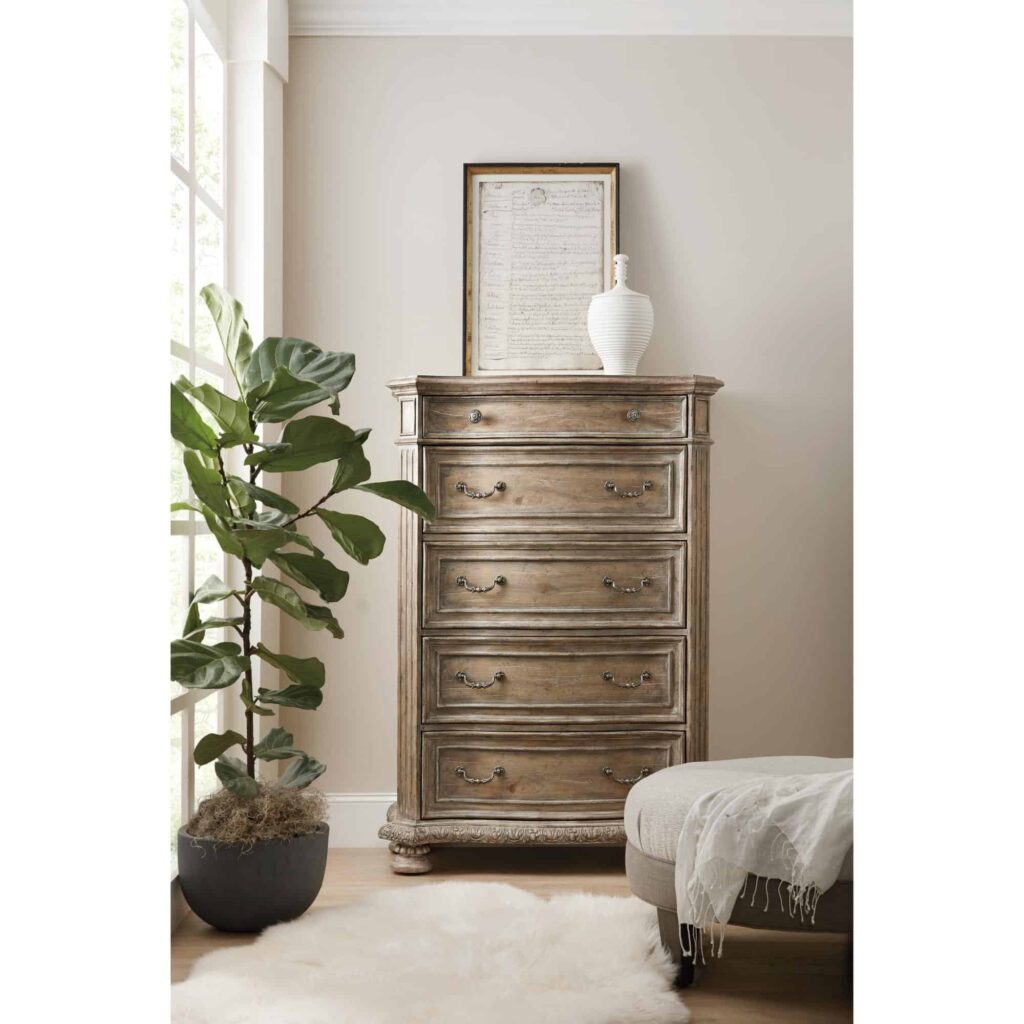 Castella Five Drawer Chest - Image 3