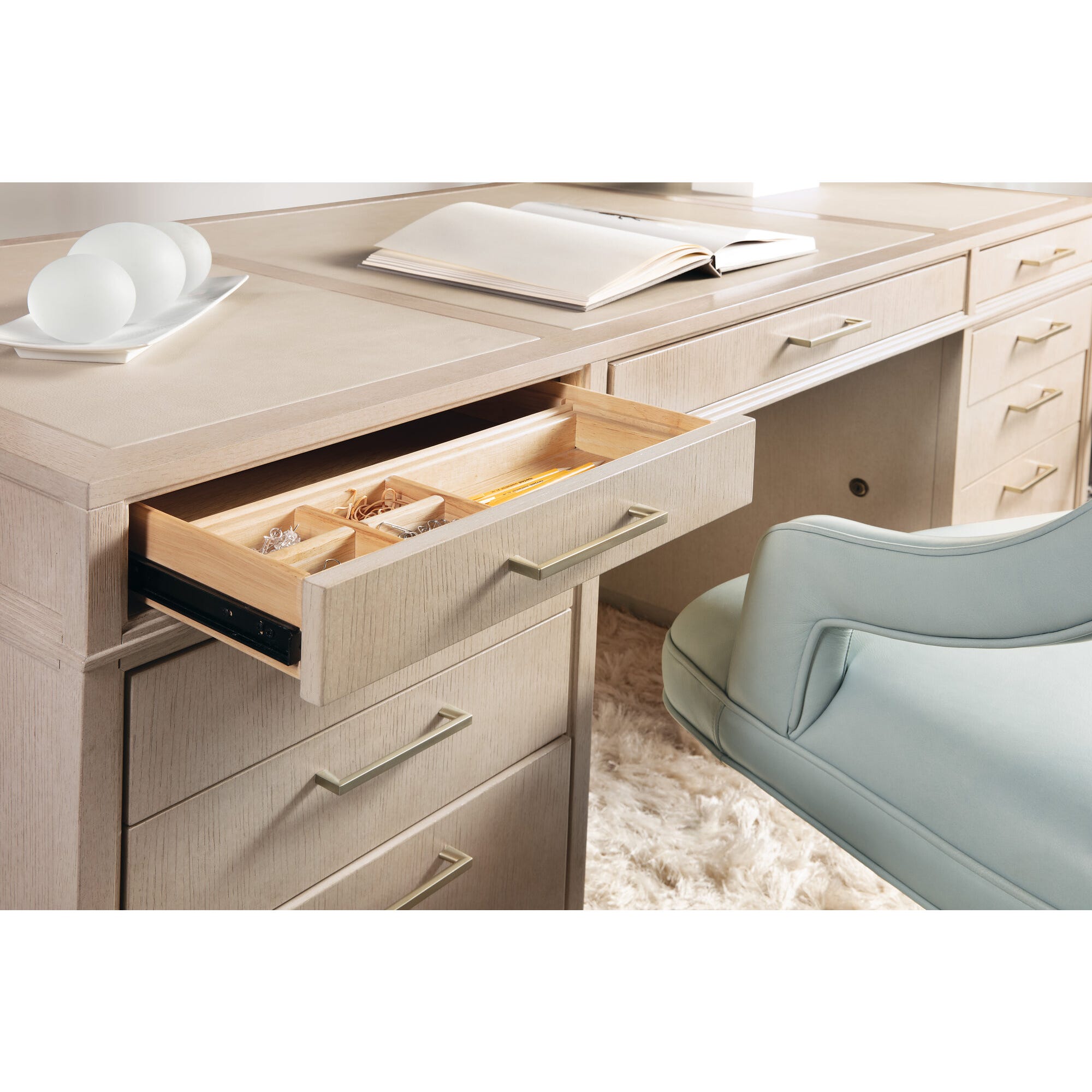 Marlowe Executive Desk 8 Marlowe Executive Desk - Image 8