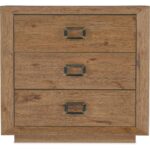 Big Sky Three Drawer Nightstand 6700-90015-80 6700 90015 80 straight silo