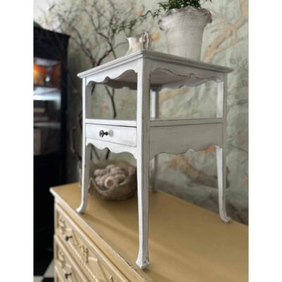 Charleston One-Drawer Accent Table 6750-50005-05 6750 50005 05 detail