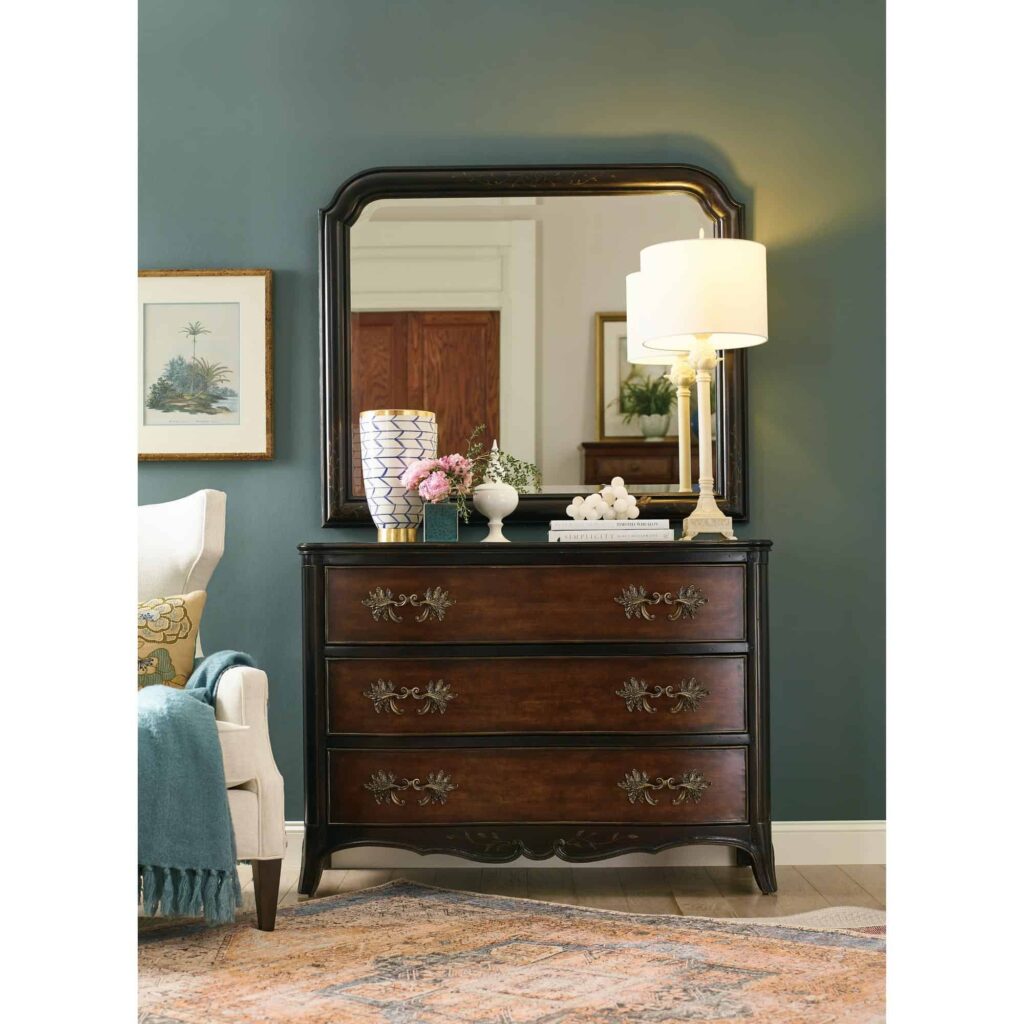 Charleston Three-Drawer Accent Chest - Image 7