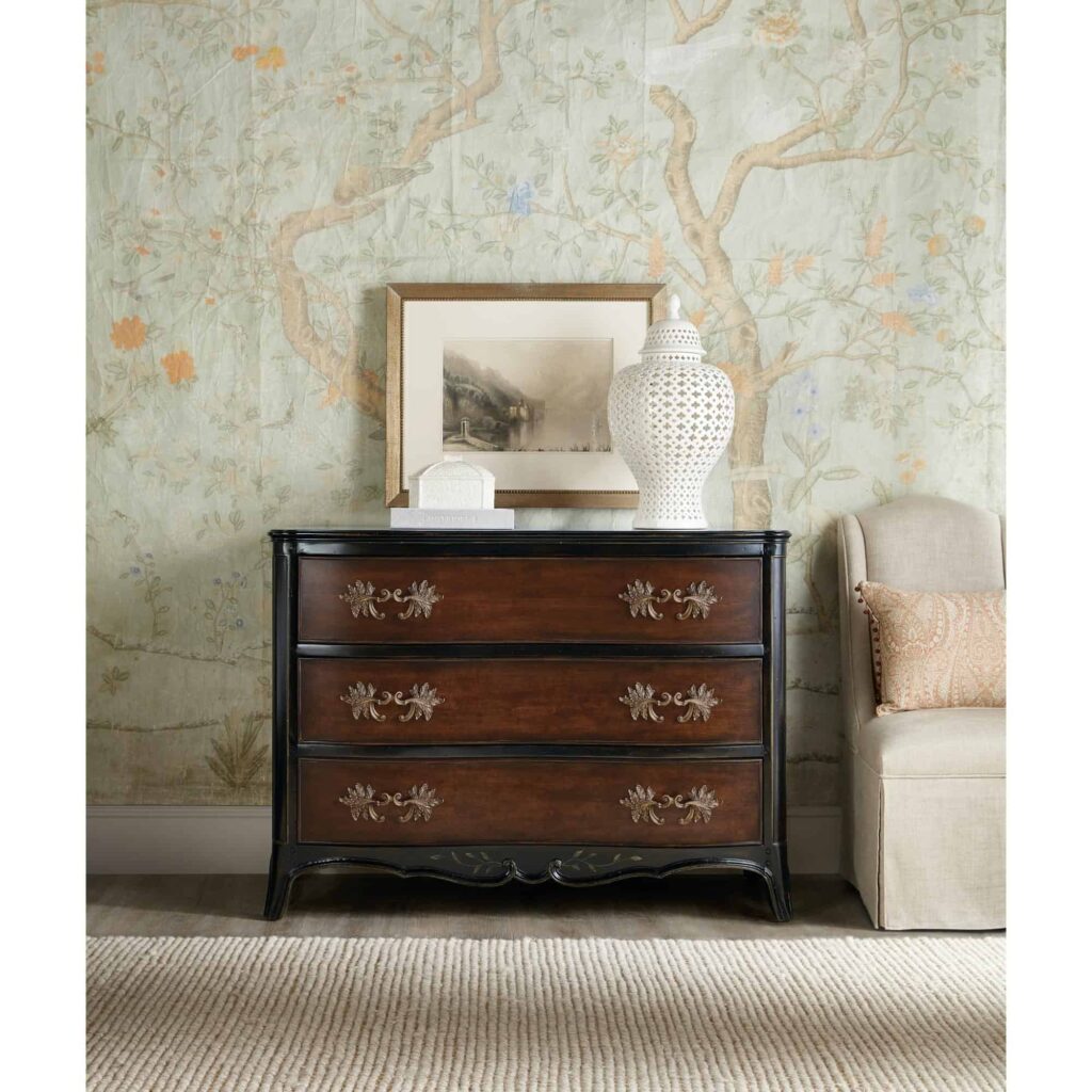 Charleston Three-Drawer Accent Chest - Image 4