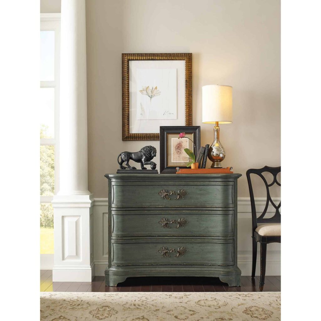 Charleston Three-Drawer Accent Chest - Image 4