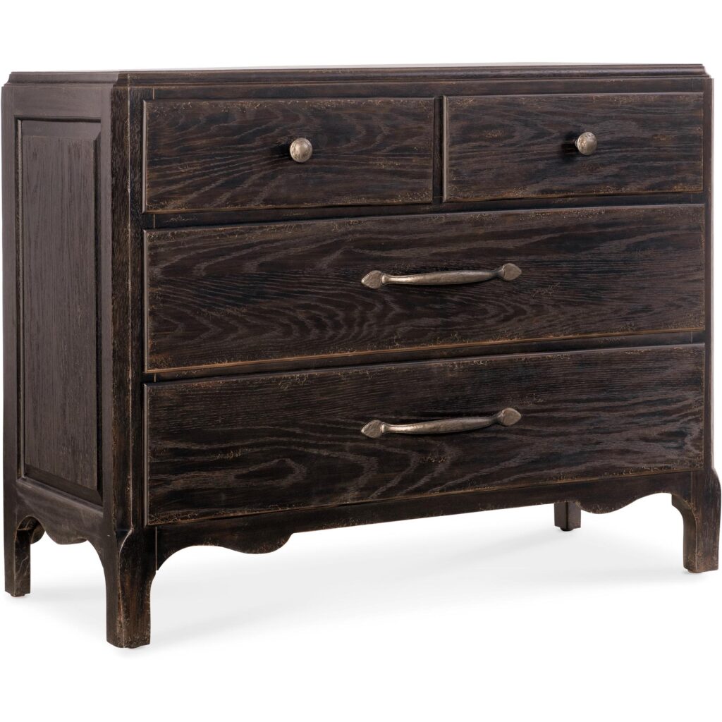 Americana Bachelor Chest