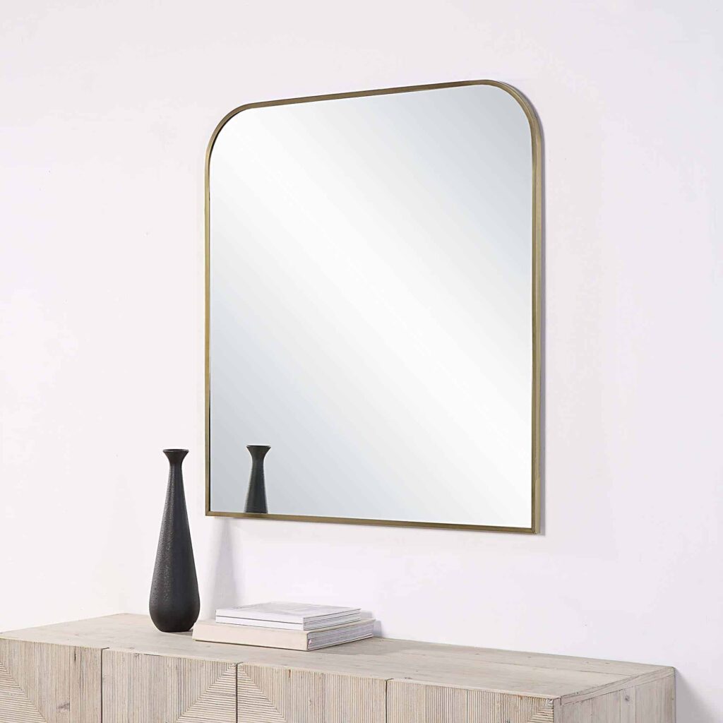 JOAN Mirror