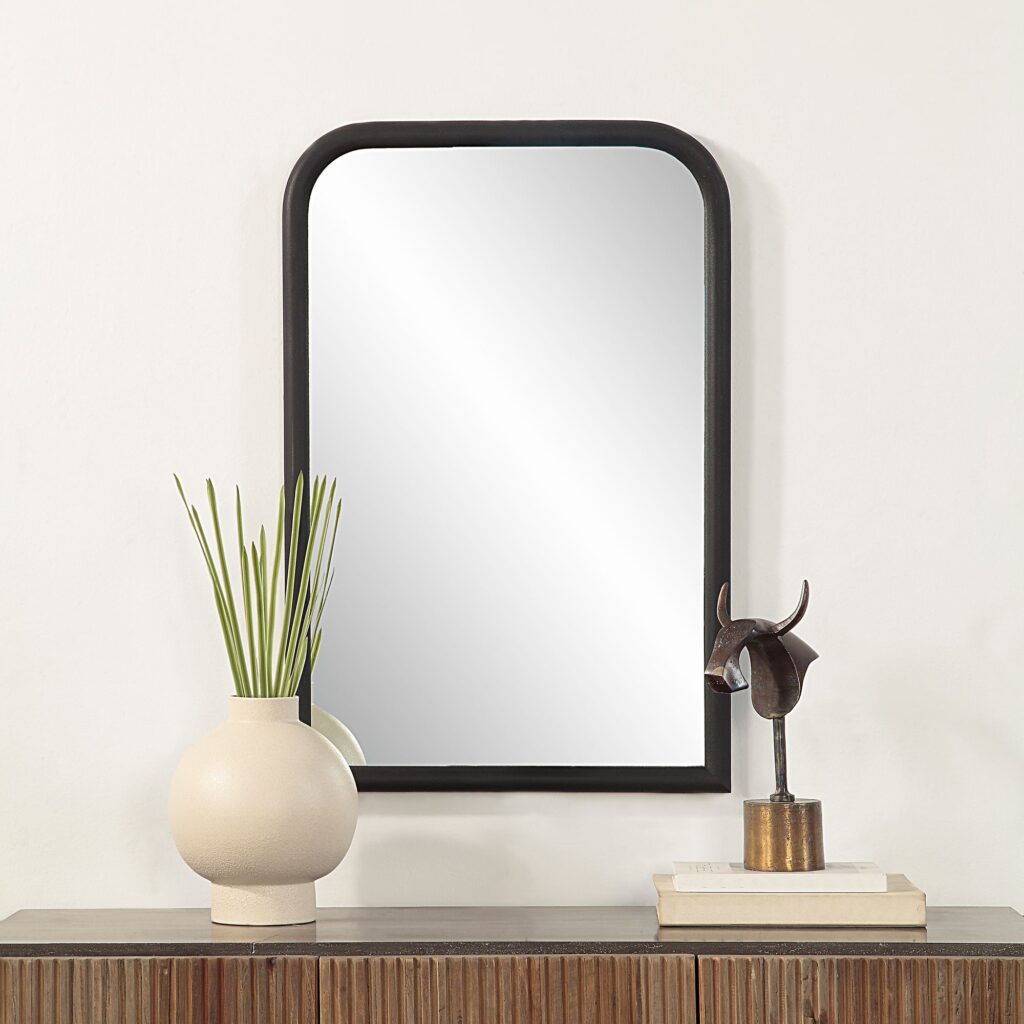 Dovima Mirror