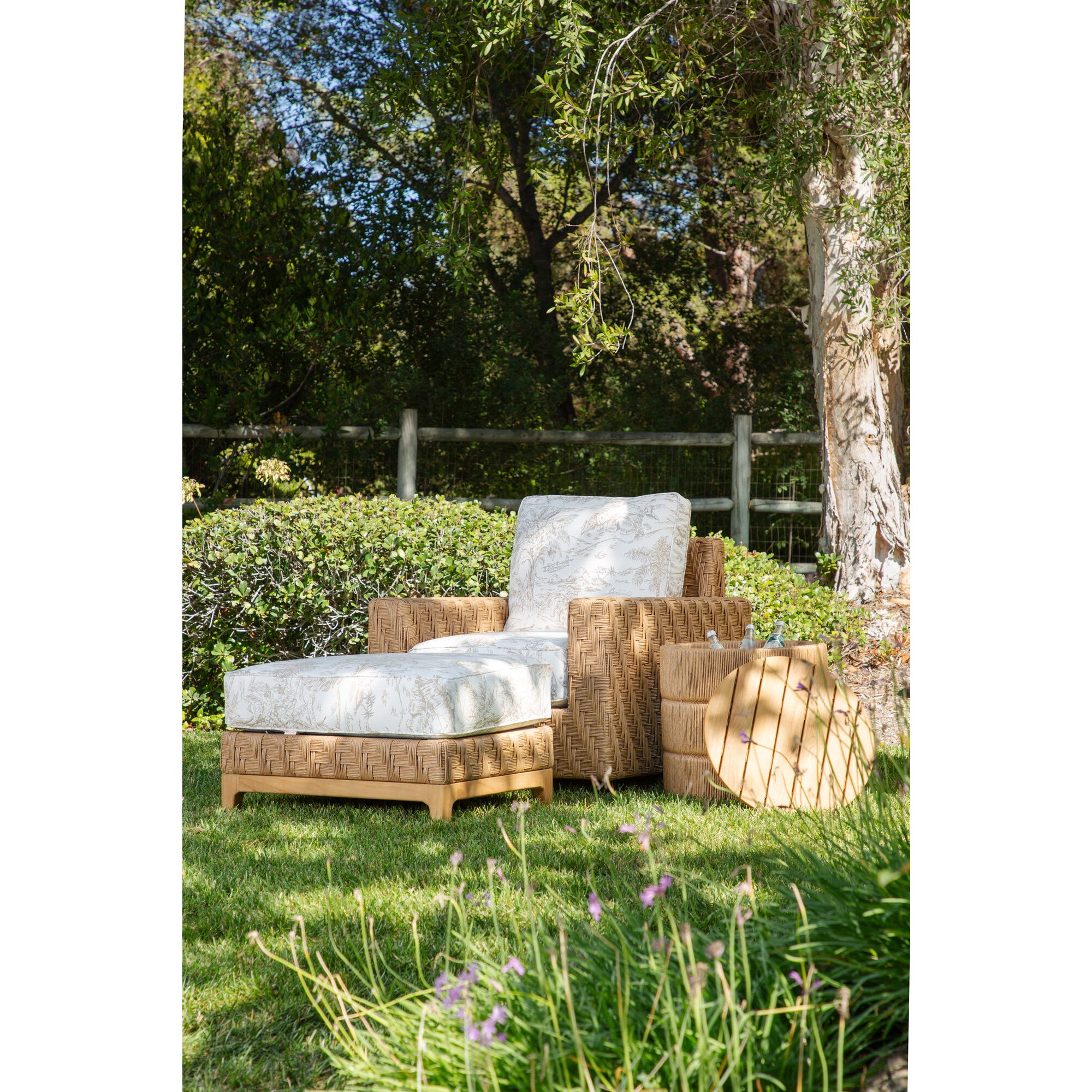 Avalon Wicker Storage End Table 8 Avalon Wicker Storage End Table - Image 8