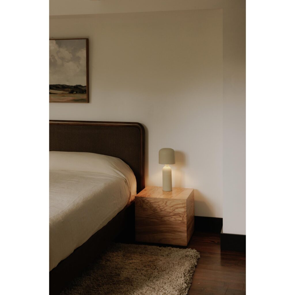 Echo Table Lamp Cream - Image 7