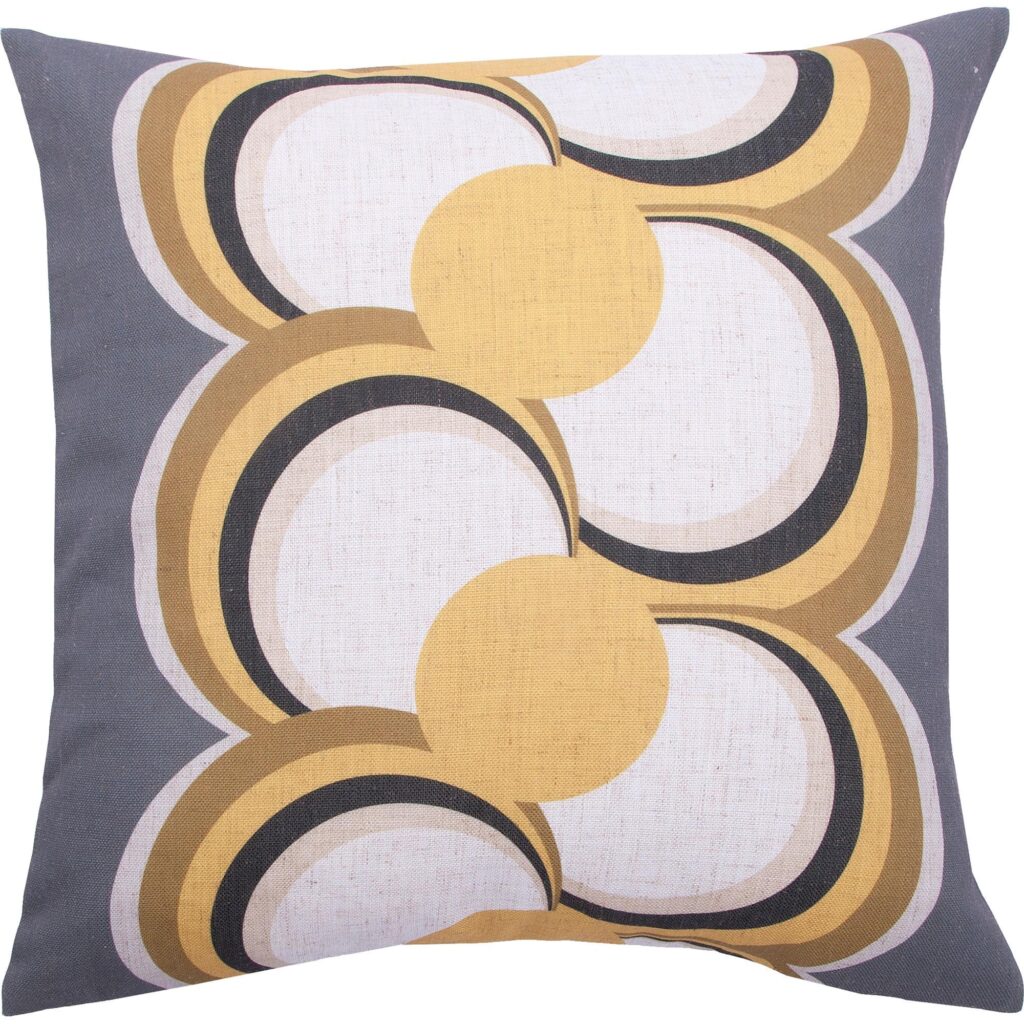 Almada Pillow