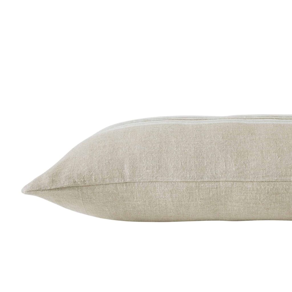 FELIPE Pillow - Image 3