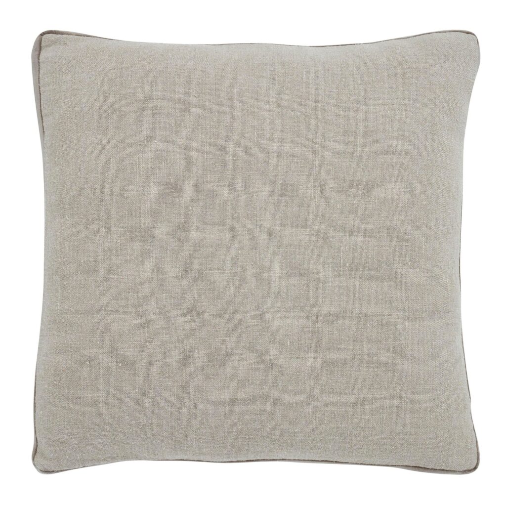 Normand Pillow