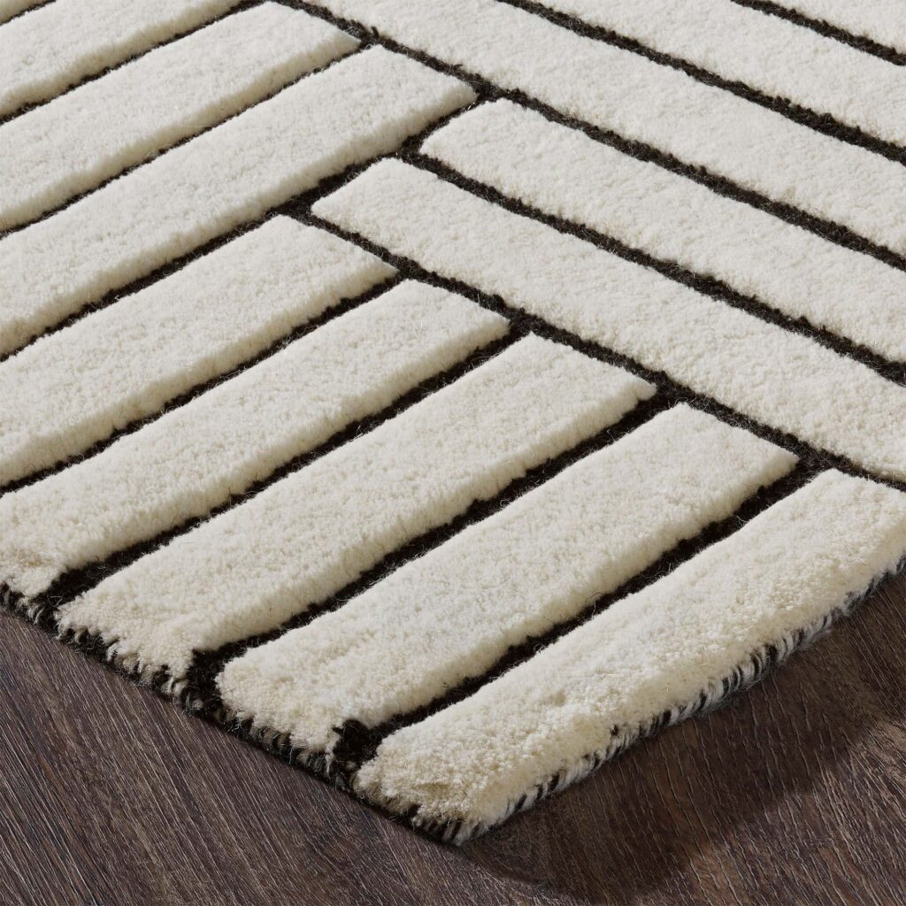 ARCTICA 5' x 7' Rug - Image 2