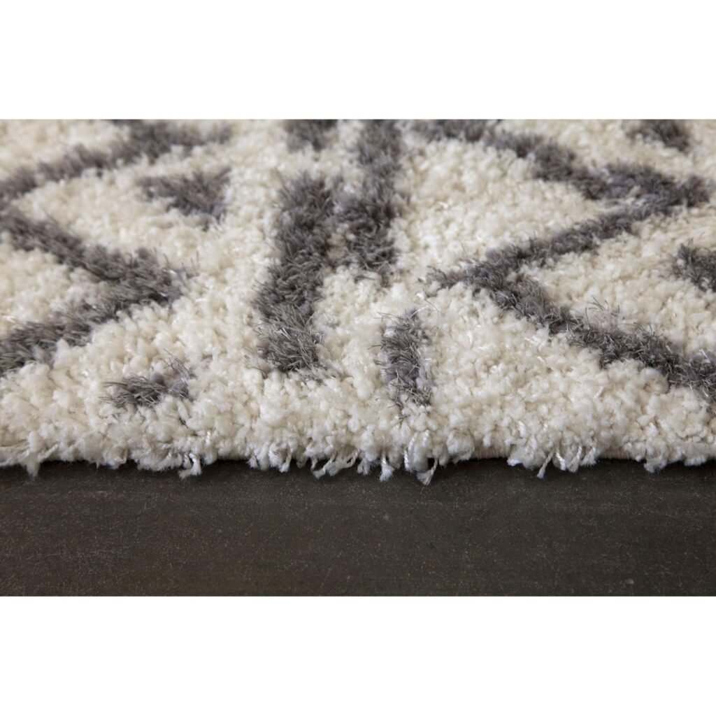 Carrara 5' x 8' Rug - Image 2