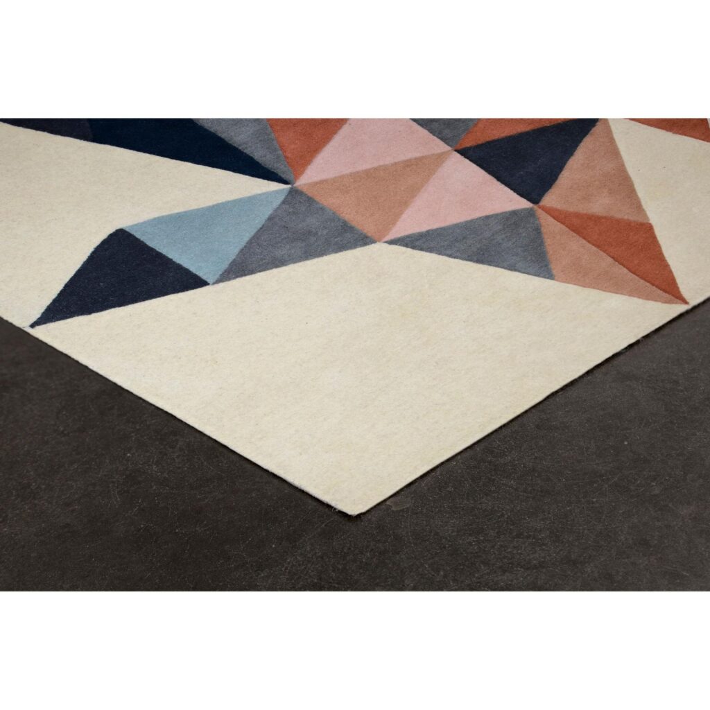 Shela 5' x 8' Rug - Image 2