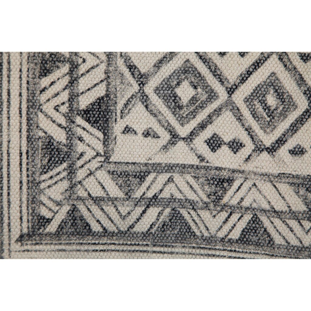 Tusca 5' x 8' Rug - Image 4