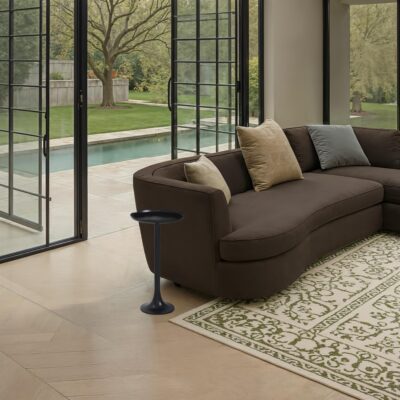 Fiora Table