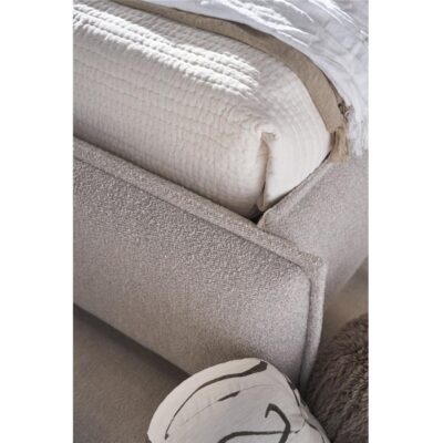 Lux Upholstered Bed King U352241B U352240B Detail 2