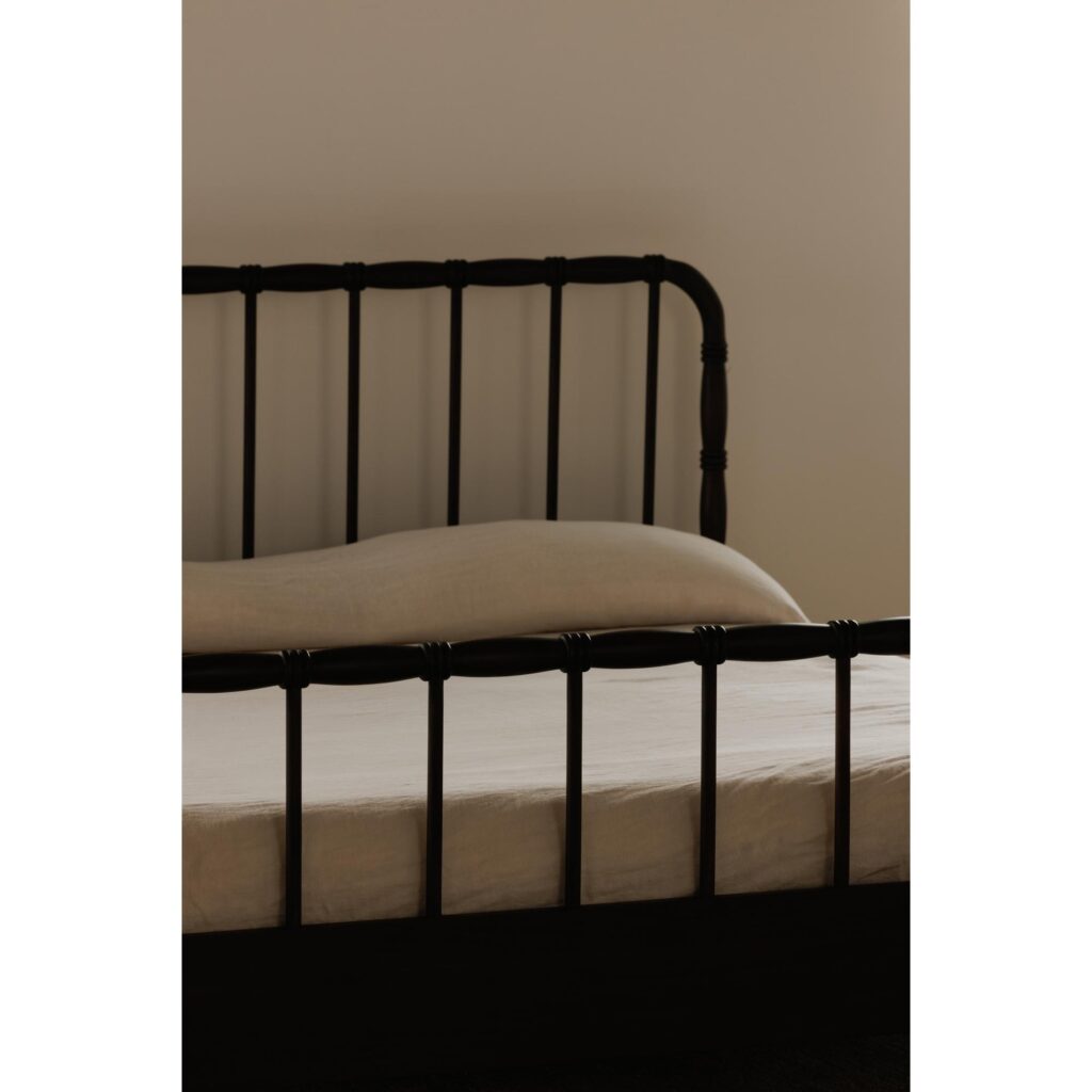 Vivian Queen Bed - Image 14