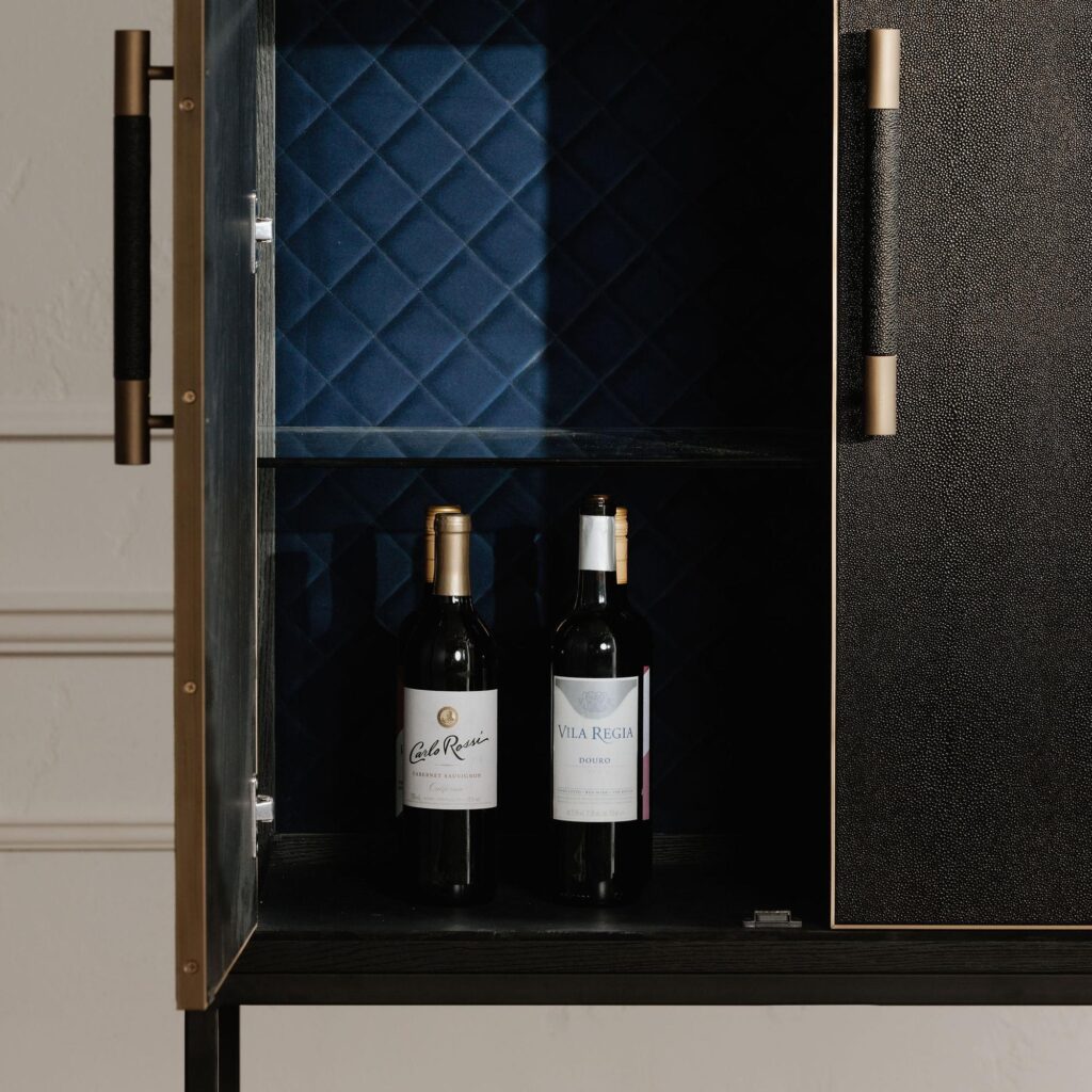 Mako Bar Cabinet Black - Image 8